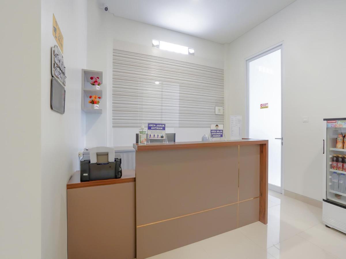 Super Oyo Capital O 90336 Olive Guest House Сурабая Экстерьер фото
